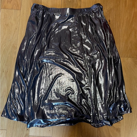 Torrid Slinky Liquid Silvet Skirt-NWT - Picture 3 of 3